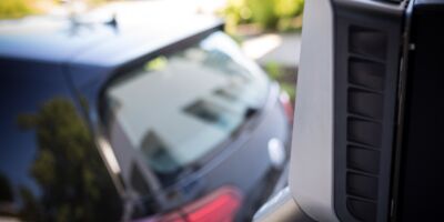 Ladesäule und eGolf bei STEP - unsere Fahrzeugflotte wird elektrisch!