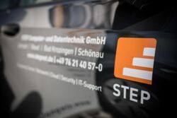 STEP modernisiert seine Fahrzeugflotte - inkl. individueller Beschriftung